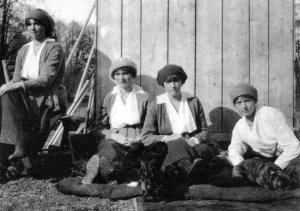 The Romanov girls in captivity in Tobolsk